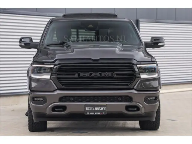 Dodge RAM SPORT LARAMIE 5.7 V8 HEMI | LUCHTVERING | 2023 | PANODAK | GROOTSCHERM | DC | TOP KLEUR GR...