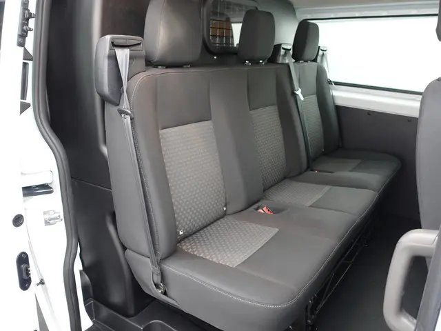 Ford Transit Custom 300 2.0 TDCI Euro 6 L2 Sportline- Dubbele Cabine, Xenon Led, Stoelverwarming, Tr...