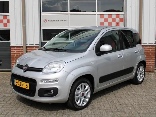 Fiat Panda 0.9 TwinAir Turbo Lounge Automaat/Climate/PDC/Bluetooth