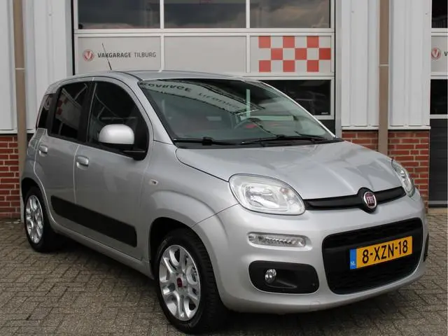 Fiat Panda 0.9 TwinAir Turbo Lounge Automaat/Climate/PDC/Bluetooth