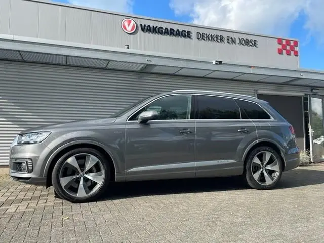 Audi Q7 3.0 TDI e-tron Quattro Sport