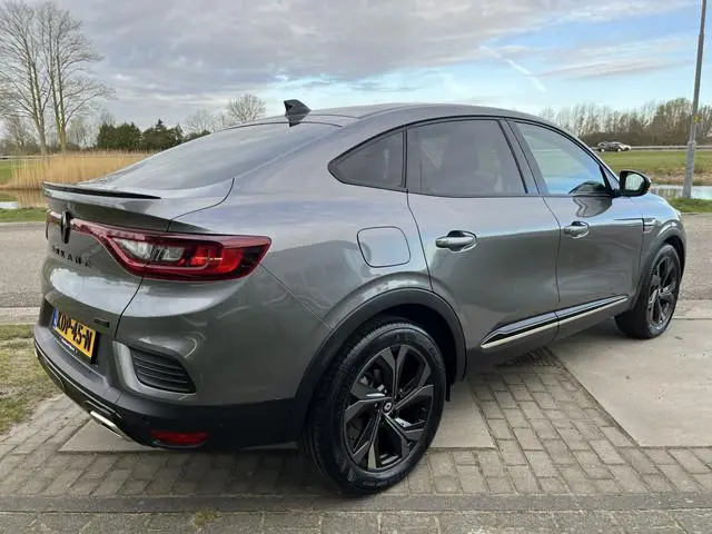Renault Arkana 1.6 E-Tech hybrid 145PK R.S Line / E-Tech engineered / Dealer onderhouden / Adaptive...