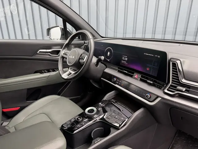 Kia Sportage 1.6 T-GDi Hybrid Dark Edition | Afnm Trekhaak | Treeplanken | Rijklaar!!