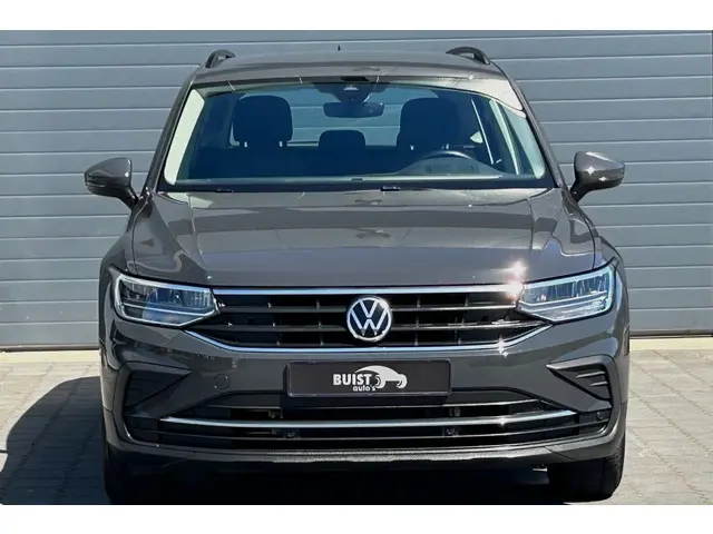 Volkswagen Tiguan 1.4 TSI eHybrid 245pk Life HUD TREKHAAK ACC WINTERPAKKET LED
