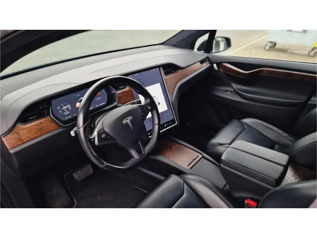 Tesla Model X 100D |TREKHAAK|STOELVW|CARPLAY|BTW|€ 0,35 - € 0,90 per kWh!|CAMERA| 4837