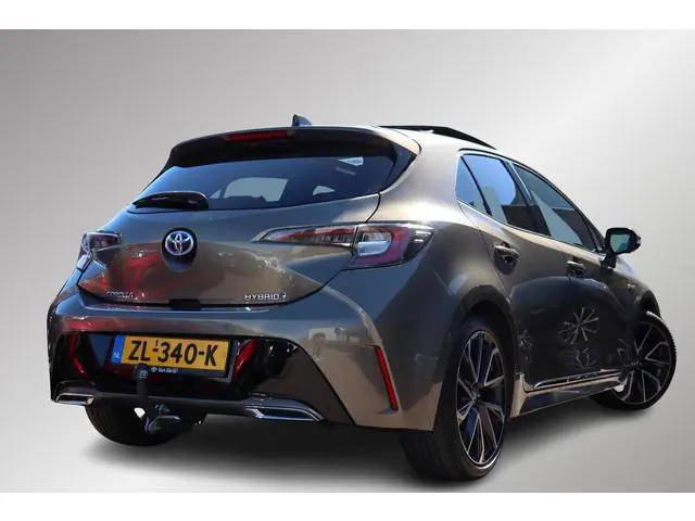 Toyota Corolla 2.0 Hybrid Premium, Trekhaak, opendak Parkeer sensoren, Head up display, JBL geluidss...