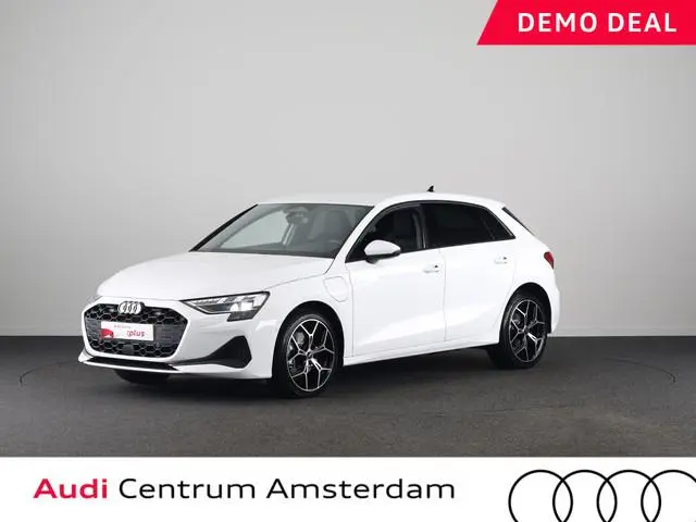 Audi A3 Sportback 40 TFSI e Pro Line 204pk | Private Lease € 699,00 per maand* | 18 inch Lichtmetale...