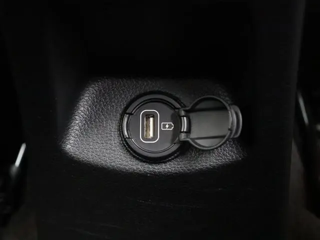 Kia Stonic 1.0 T-GDi DynamicPlusLine | Trekhaak | Climate Control | Achteruitrijcamera | Lane Assist...
