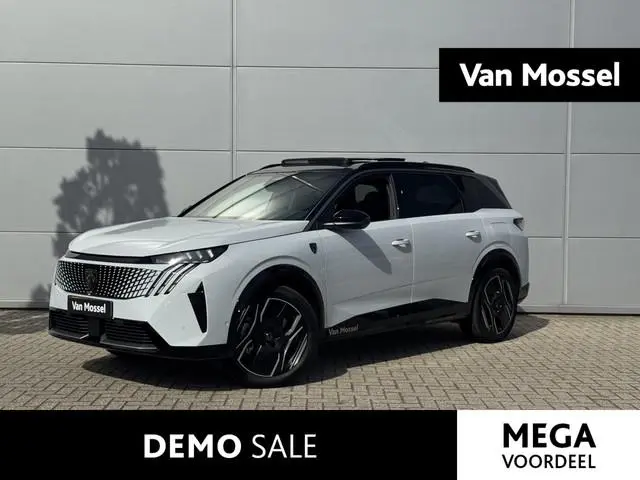 Peugeot e-5008 GT Exclusive 73 kWh 7p | Panoramisch schuifdak | Elektrische stoelen | 360 Camera | A...