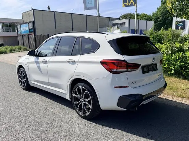 BMW X1 xDrive25e 220PK M-Sport•LED•Camera