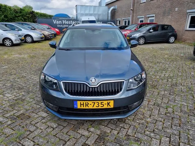 ŠKODA Octavia Combi 1.2 TSI Greentech Style Businessline ✅COMPLETE AUTO