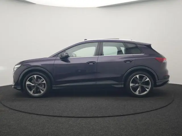 Audi Q4 e-tron 45 S Line 82 kWh 286pk Dealer O.H. | Trekhaak Af Fabriek | Panodak | Adaptive Cruise...