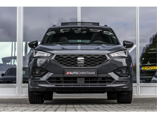 SEAT Tarraco 1.4 TSI e-Hybrid PHEV FR | E-Trekhaak | Pano | Travel assist