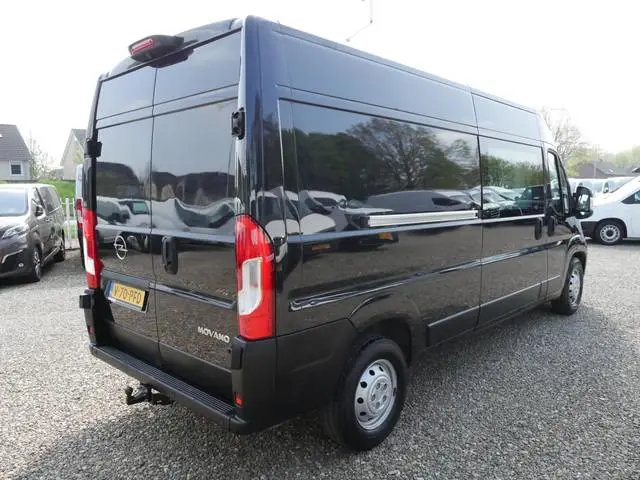 Opel Movano
