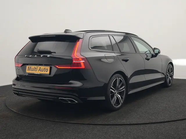 Volvo V60 T6 Recharge AWD R-Design LONG RANGE PHEV 350pk Dealer O.H. | Panodak | Camera | Harman / K...