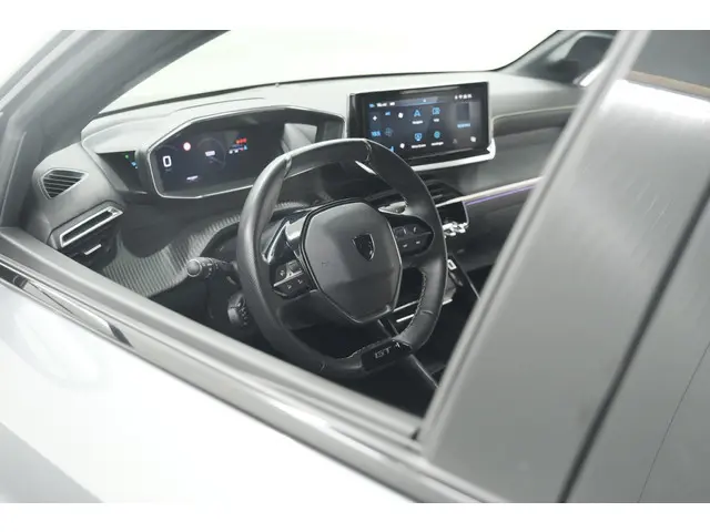 Peugeot 208 PureTech 100 GT | Camera | Navigatie | Apple Carplay | Parkeersensoren