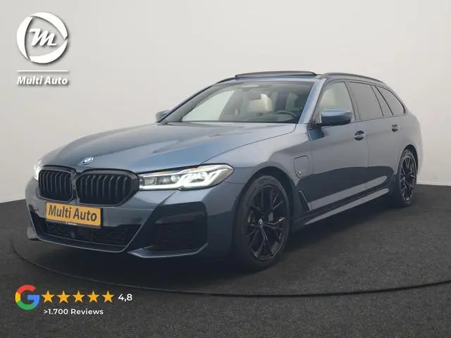 BMW 5-serie Touring 530e M Sport PHEV 293pk Dealer O.H. | Active Steering | Trekhaak Af Fabriek | Pa...