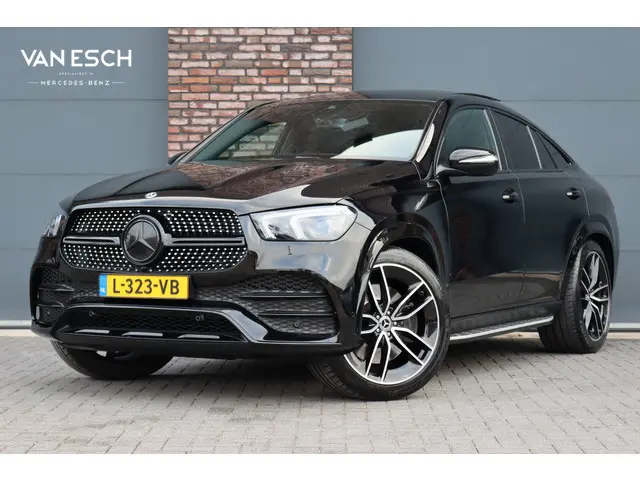 Mercedes-Benz GLE-klasse Coupé 350 d 4MATIC AMG Line | Luchtvering | Burmester | Panoramadak | Trekhaak | Surround Camera | Dodehoekassistent | Multibeam LED | Bekerhouder verwarmd |