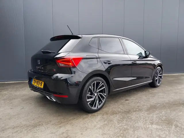 SEAT Ibiza 1.0 TSI FR CAMERA ADAPT CRUISE LED ECC NAVI