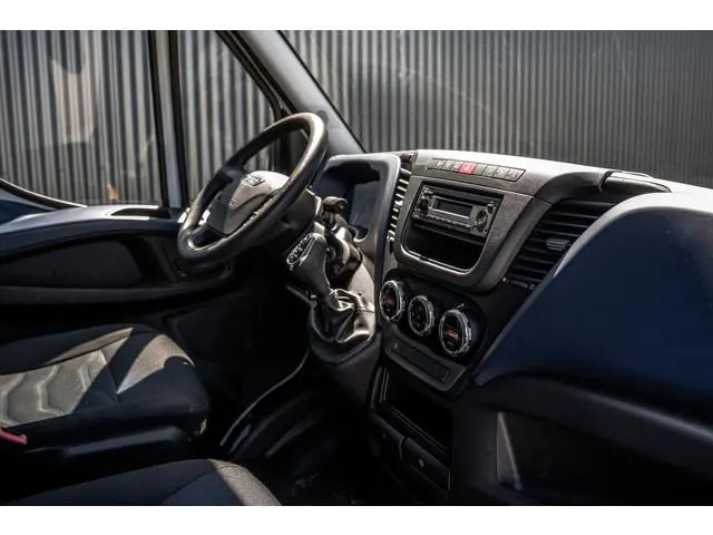 Iveco Daily 35C14 | L2H2 | Automaat | Trekhaak 3.5T | Elektr. Airco | Camera | Cruise