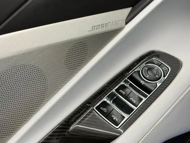 Corvette C8