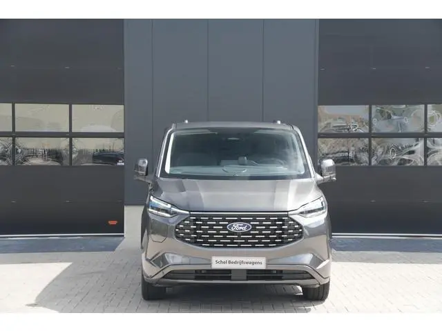 Ford Tourneo