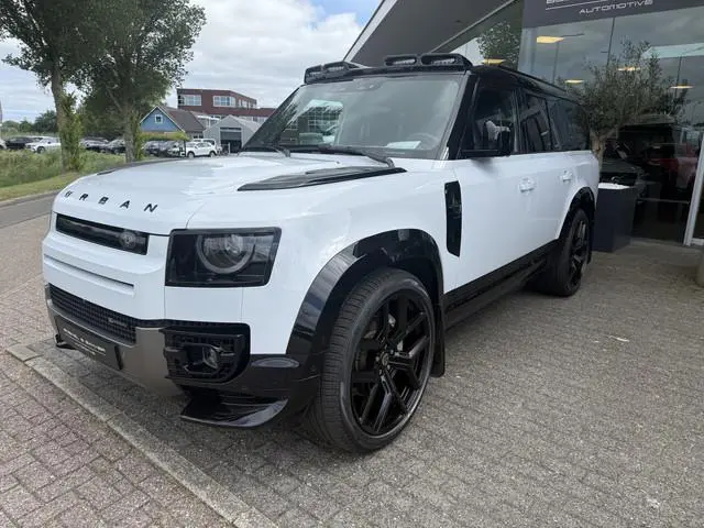 Land Rover Defender 130 3.0 P400 130 X-Dynamic SE 8-p ** Panodak ** Trekhaak ** Meridian ** Treeplan...