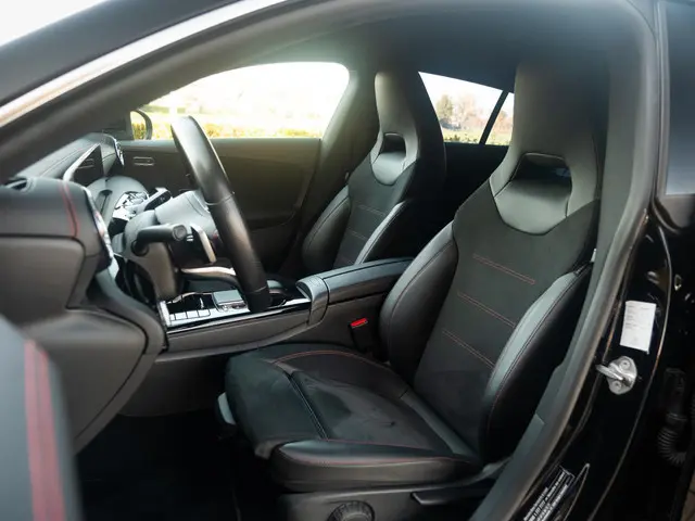 Mercedes-Benz CLA-klasse 220 Shooting Brake AMG Line 190pk Aut. | Night, Light, Park, Seat pack | Ca...