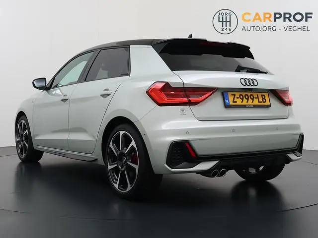 Audi A1 Sportback 40 TFSI S Line edition one Camera | Stoelverwarming | Sonos | ACC