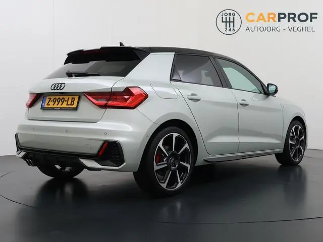 Audi A1 Sportback 40 TFSI S Line edition one Camera | Stoelverwarming | Sonos | ACC