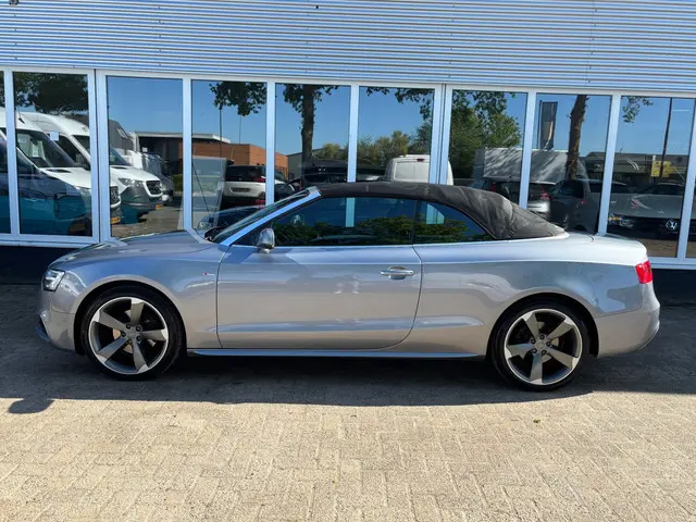 Audi A5 Cabriolet 1.8 TFSI Sport Edition | Memory stoelen | S-line | Leer | Automaat