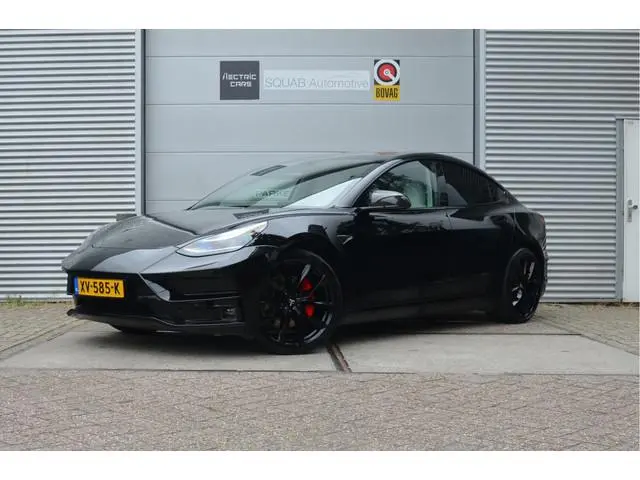 Tesla Model 3 Long Range AWD 75 kWh Startech Bumperset