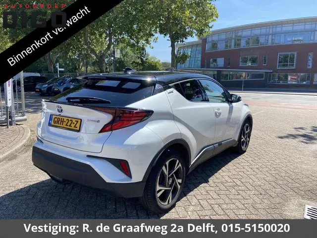 Toyota C-HR 1.8 Hybrid Dynamic Bi-Tone | Stoelverwarming | Apple Carplay / Android Auto