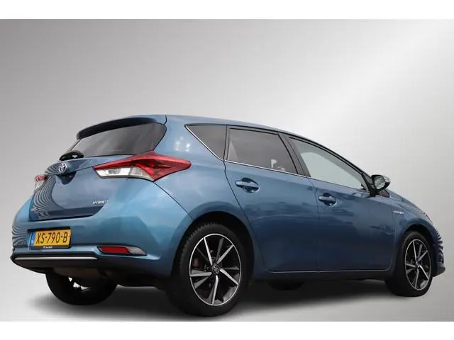 Toyota Auris 1.8 Hybrid Volcano Edition, Climate & Cruise control, NAVI, Dealer onderhouden!