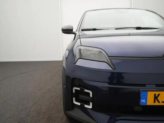 Renault 5