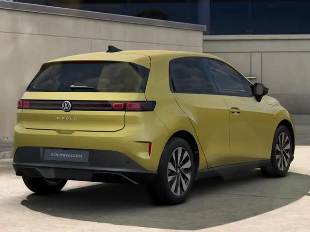 Volkswagen ID. Polo Life First Edition 52 kWh accu, 211 PK · Achteruitrijcamera · Voorstoelen en stu...