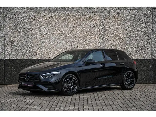 Mercedes-Benz A-klasse 200 AMG Line