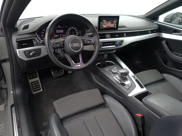 Audi A5 Coupé 40 TFSI S line Black Optic Aut- Xenon Led, Dynamic Select, Keyless, Sfeerverlichting,...