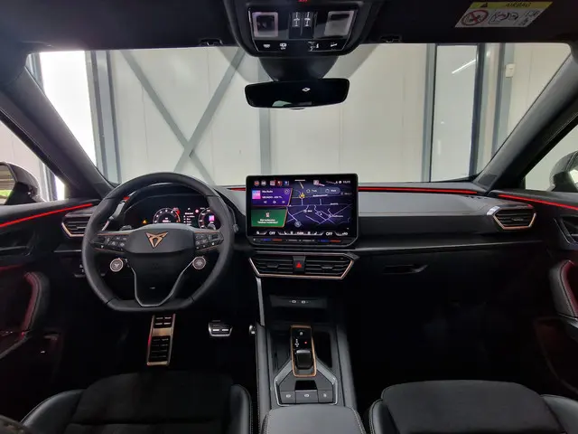 CUPRA Formentor 1.5 TSI 150pk MHEV Facelift | Elek. Trekhaak | Elek. Panodak | Winter-pack | Elek. A...