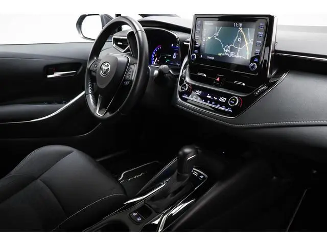 Toyota Corolla 1.8 Hybrid Active | NAVIGATIE | DAB | APPLE | DRAADLOZE LADER | CAMERA