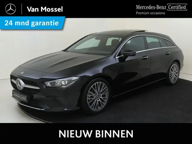 Mercedes-Benz CLA-klasse Shooting Brake 180 Luxury Line / Panaroma-dak / Achteruitrijcamera / Sfeerv...