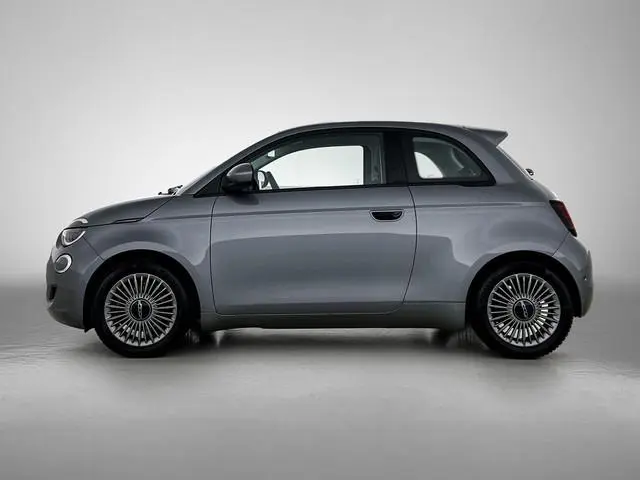 Fiat 500 Icon 42 kWh | Parkeersensoren |  Apple Carplay/Android Auto | Climate control