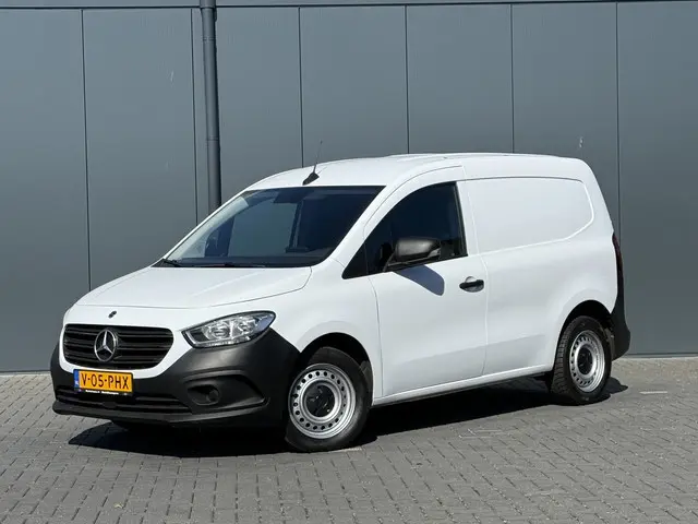 Mercedes-Benz Citan 110 CDI / L1H1 / AIRCO / CRUISE / CAMERA / CARPLAY / LED / 6-BAK