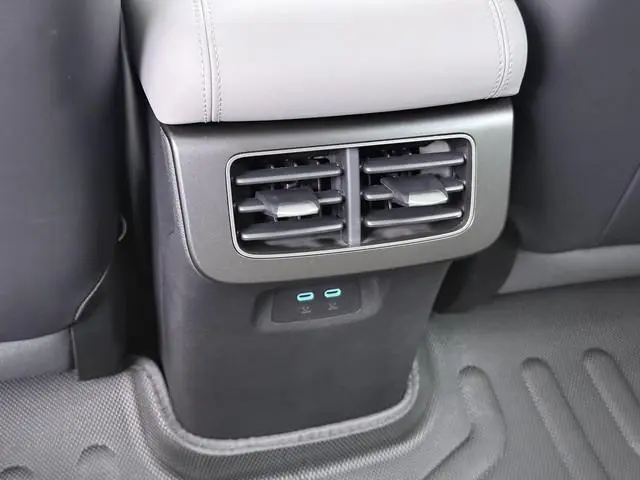 BYD SEAL