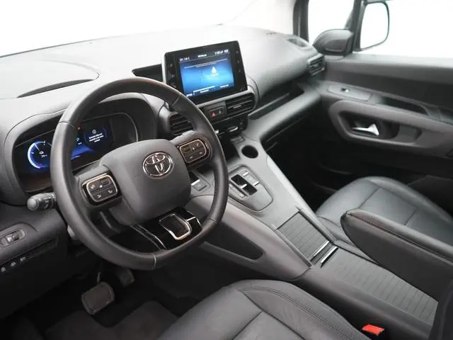 Toyota pro-ace