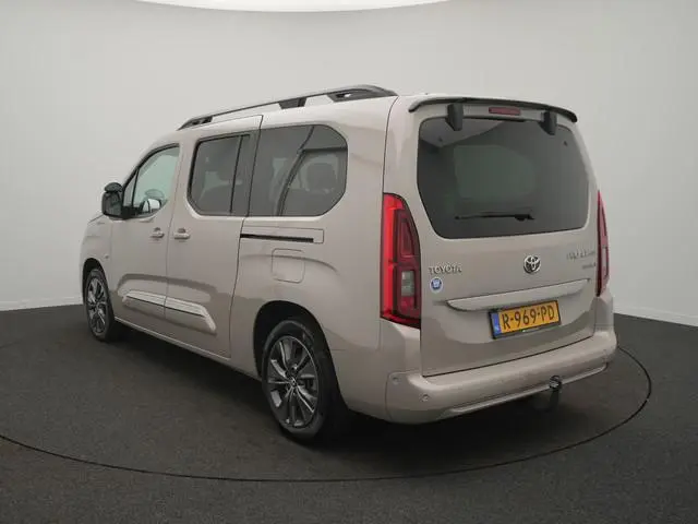 Toyota pro-ace