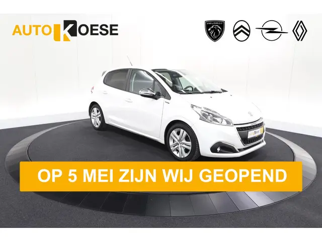 Peugeot 208 PureTech 82 Signature | Parkeersensoren | Apple Carplay | Navigatie