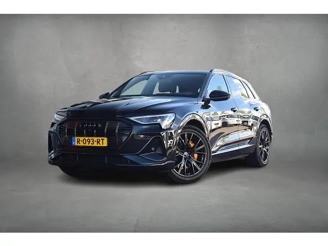 Audi e-tron 50 quattro S edition 71 kWh | SOH: 94,4% | Trekhaak | HUD | B&O | 360 Cam | Half Leer