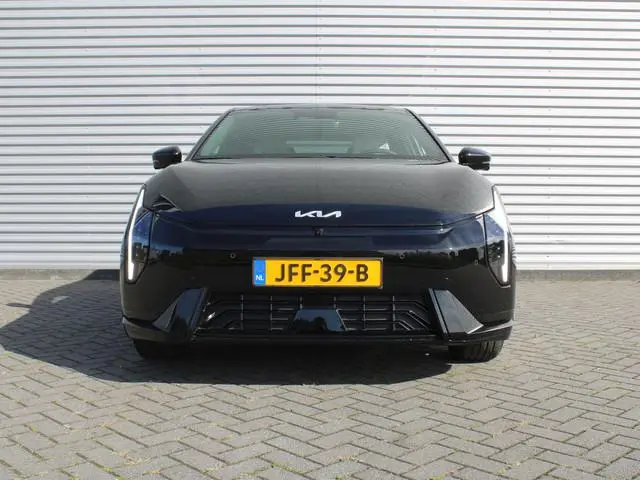 Kia EV4 Fastback GT-PlusLine 81.4 kWh | Schuifdak | Stuur-/stoelverwarming + ventilatie | Camera ron...