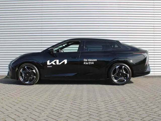 Kia EV4